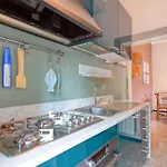 2 Bedroom Stunning Apartment In Camogli شقة كامولّي